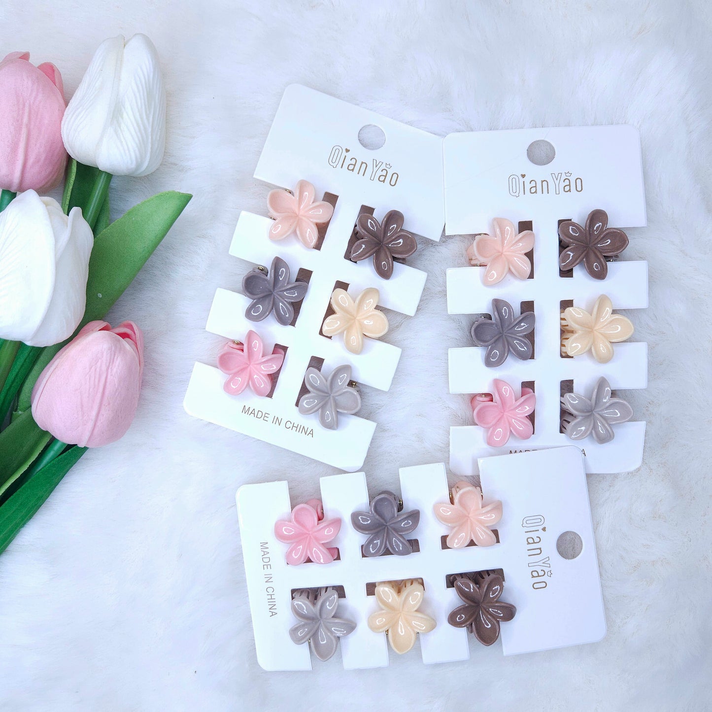 Tiny Bloom Hair Claws Card (1 pack)