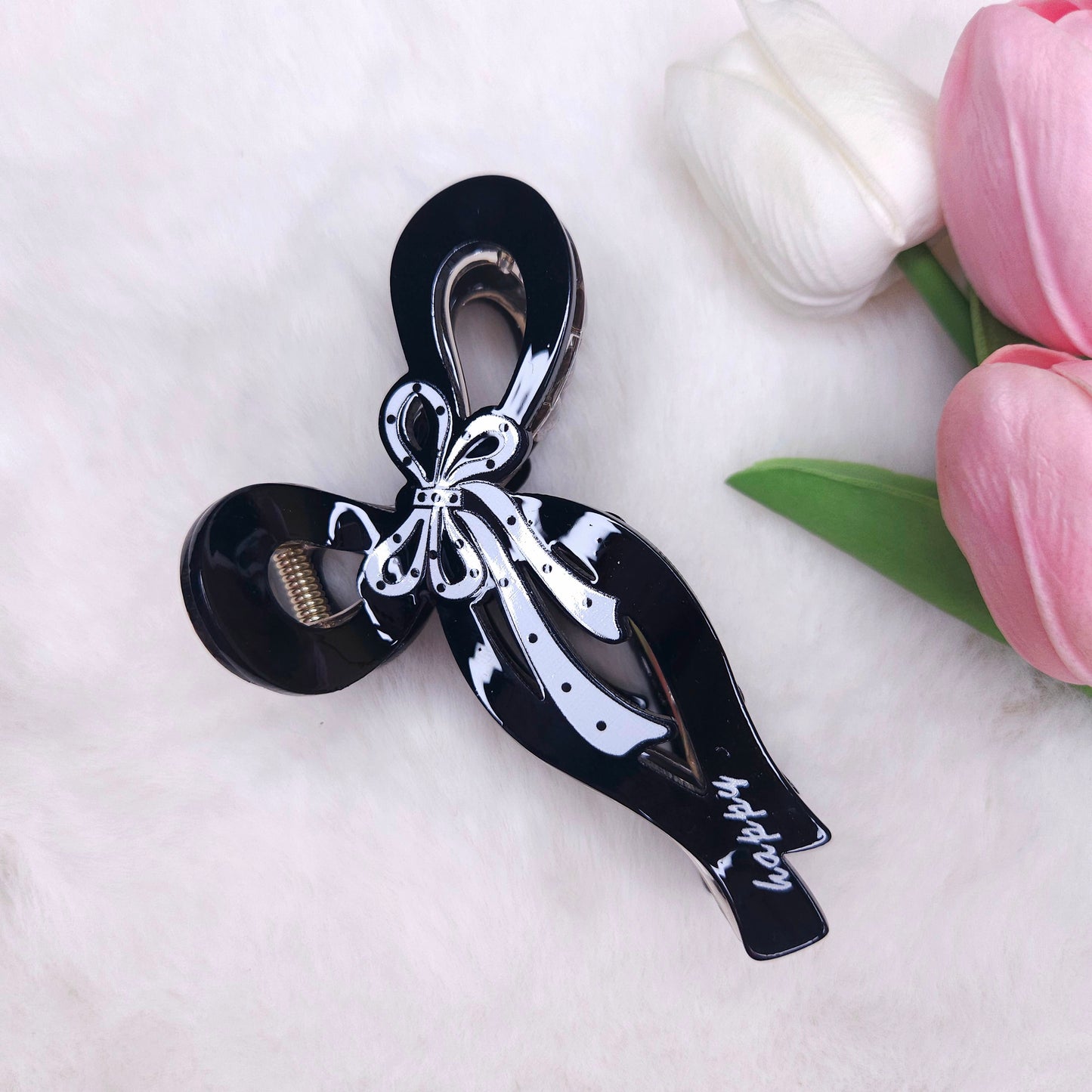 Bow Ribbon Muse Hair Claw