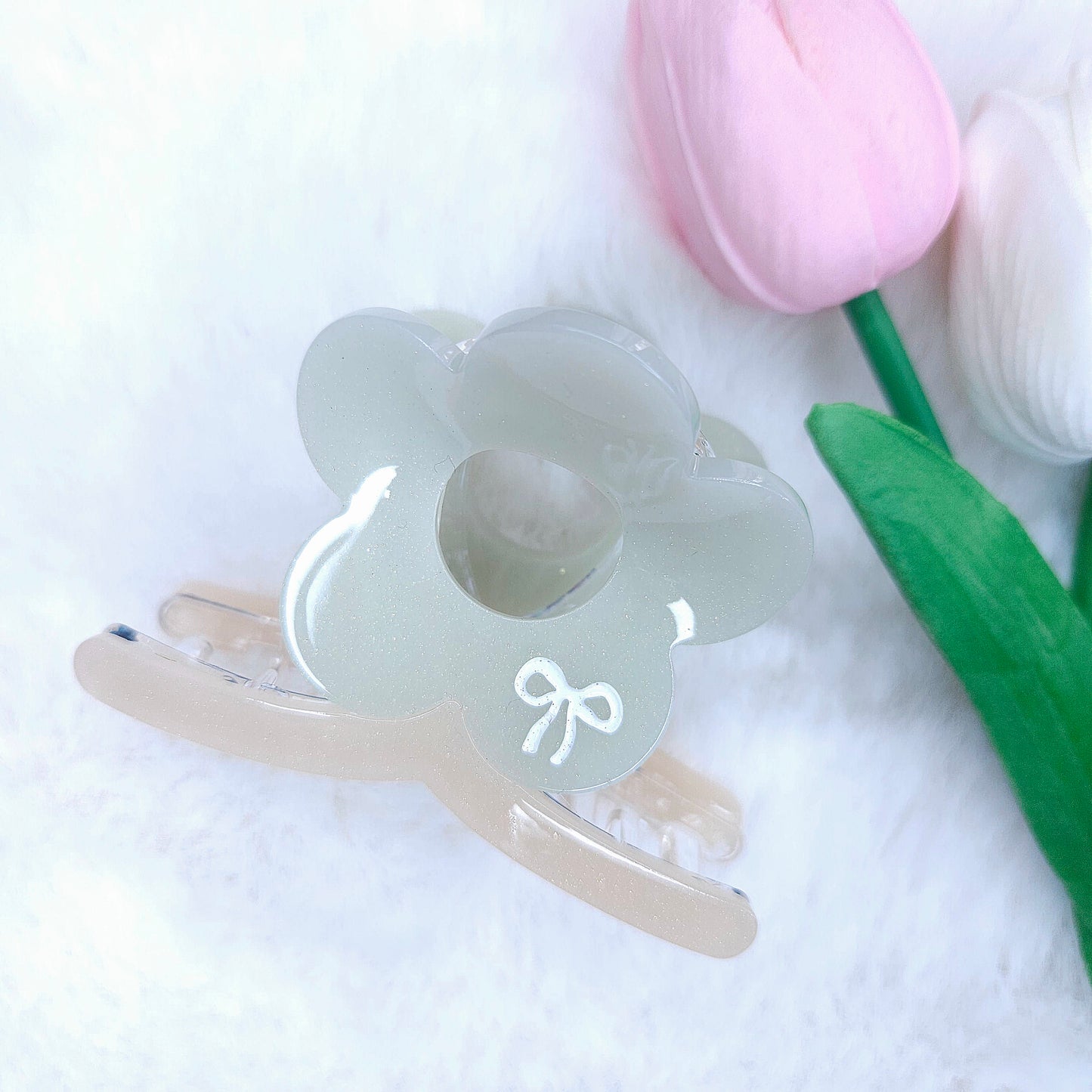 Dreamy Daisy Glaze Hair Claw
