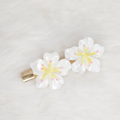 Sakura Glossy Hair Clip