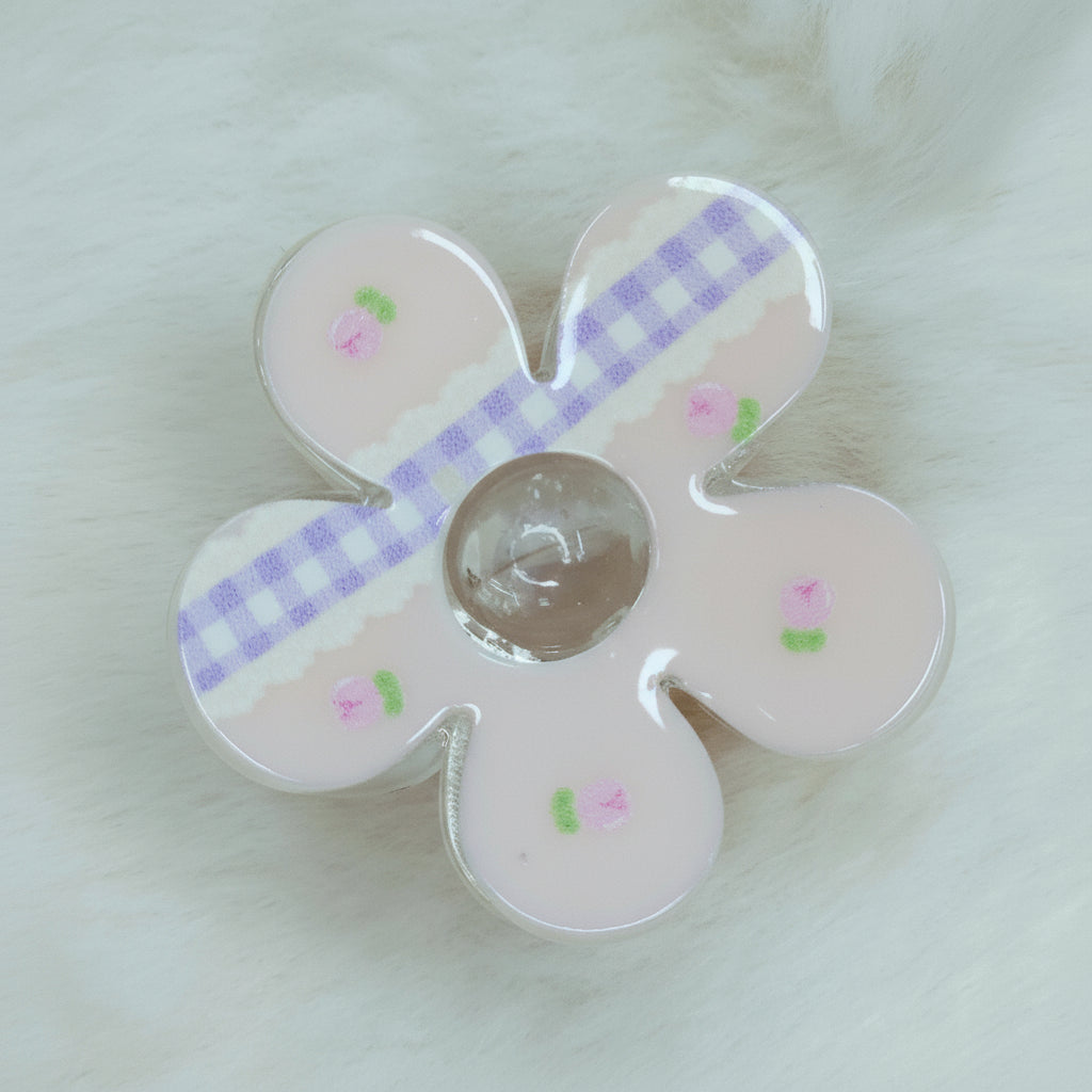 Pastel white kawaii style flower hair claw, featuring small printed roses and glossy finish.