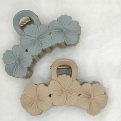 Dual Tone Hibiscus Matte Hair Claw