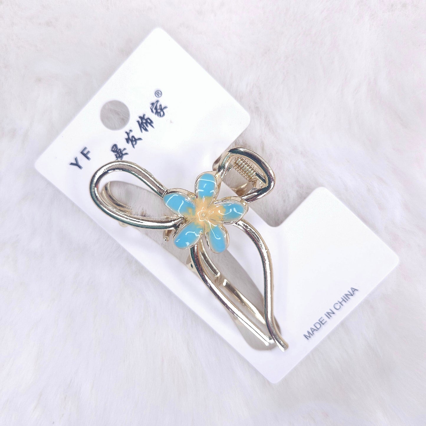 Daisy Bow Metal Hair Claw