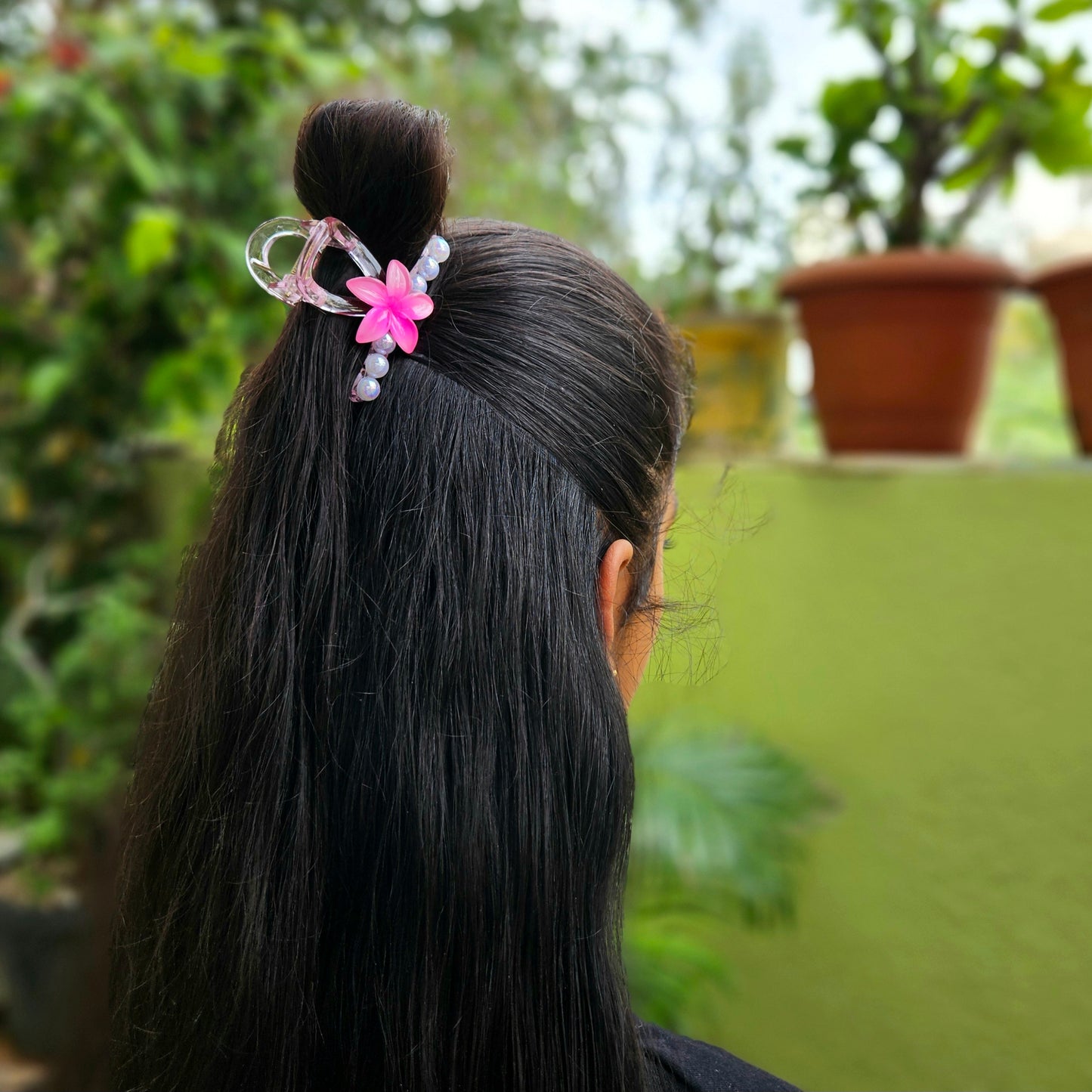 Pearls Flower Loop Hair Claw