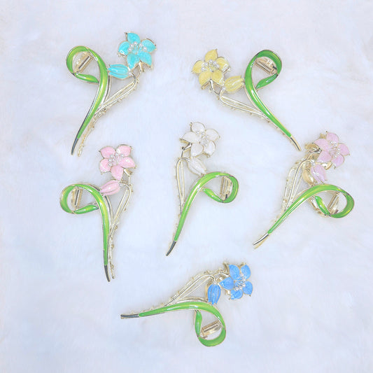 Pearl Lily Bloom Metal Hair Claw