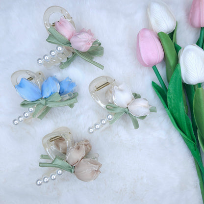 Enchanted Tulip Pearls Hair Claw