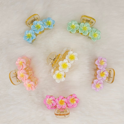 Triple Flower Hair Claw