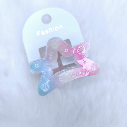 Dreamy Coral Star Hair Claw