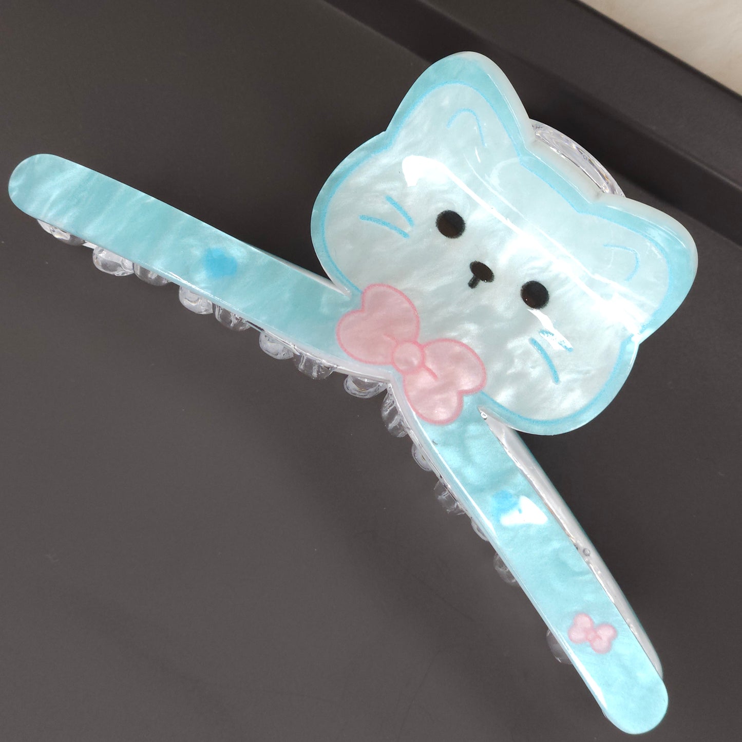 Fluffy Friends Mermaid Hair Claw