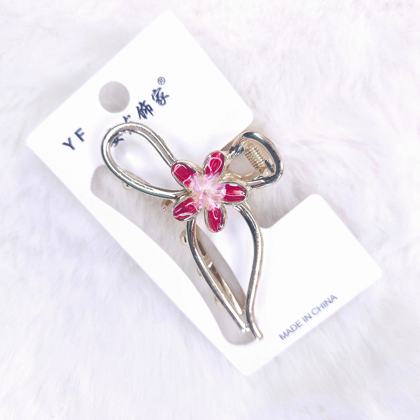 Daisy Bow Metal Hair Claw