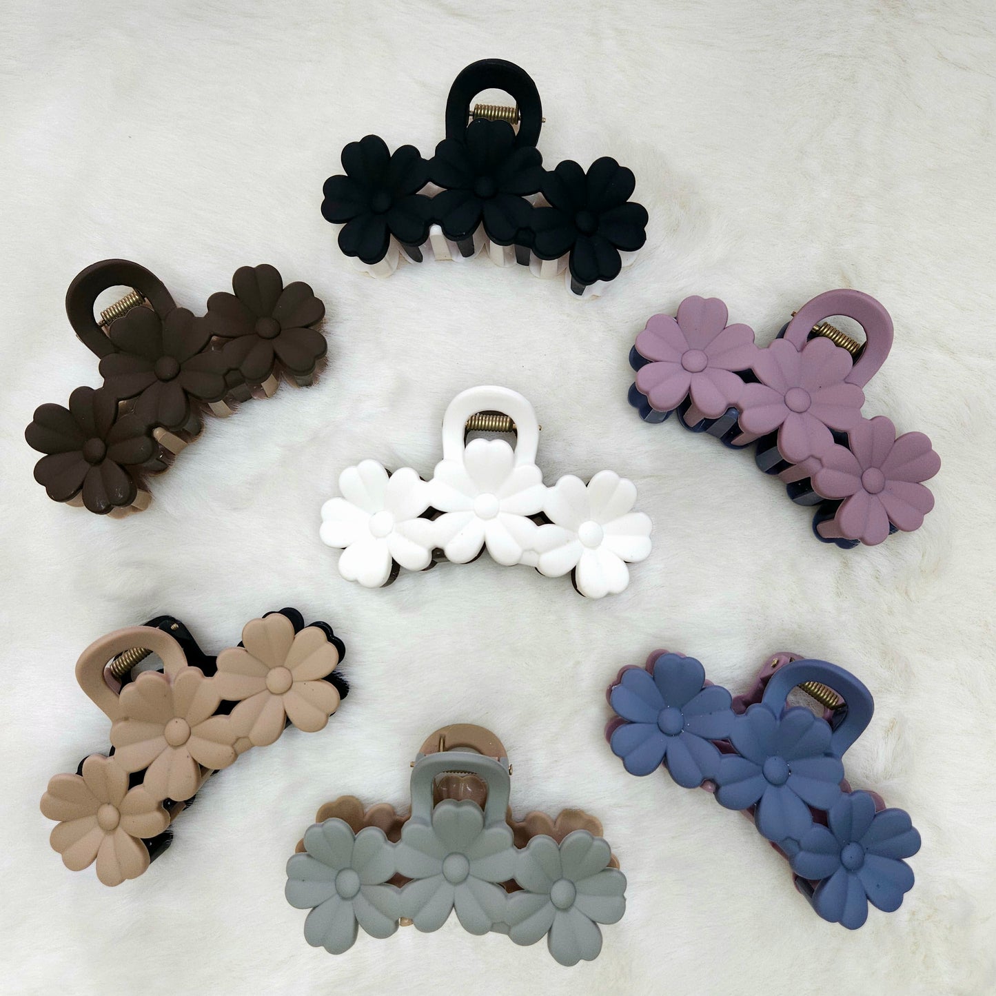 Dual Tone Daisy Matte Hair Claw