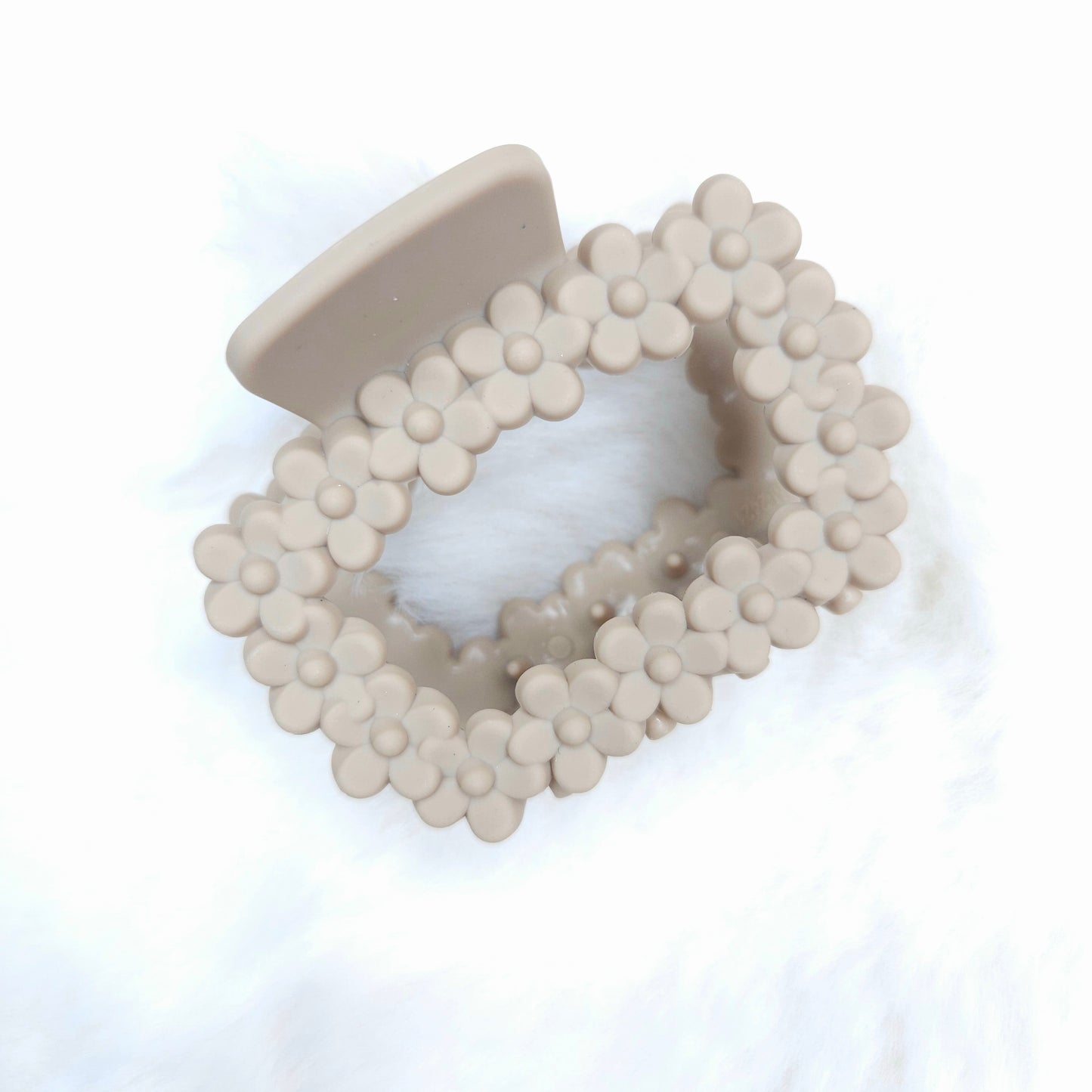 Matte Floral Loop Rectangle Hair Claw(Medium)