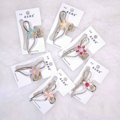 Daisy Bow Metal Hair Claw