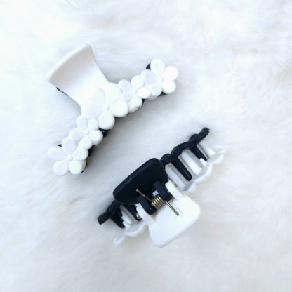 Matte Dual Tone Floral Loop T Hair Claw