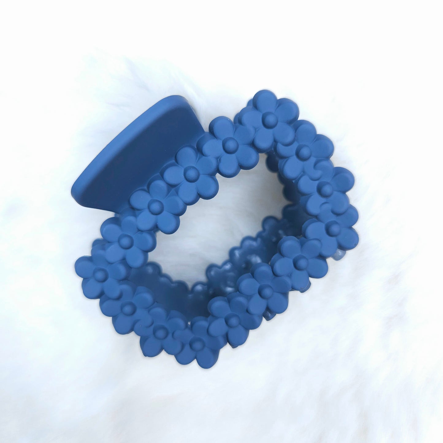 Matte Floral Loop Rectangle Hair Claw(Medium)