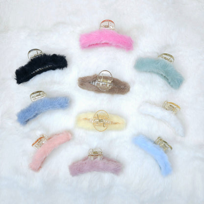 Fluffy Fur T Hair Claw