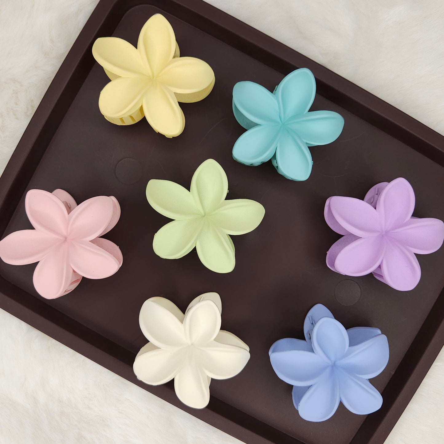 Pastel Bloom Flower Hair Claw - Medium