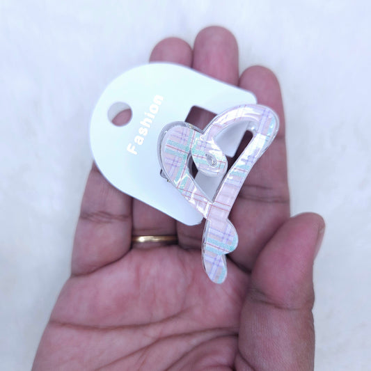 Check Charm Heart Hair Claw
